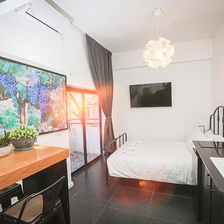Midrahov Urban Suites Єрусалим Екстер'єр фото