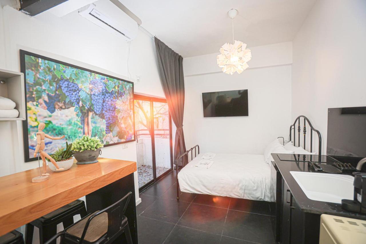 Midrahov Urban Suites Єрусалим Екстер'єр фото